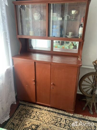 Старинный буфет