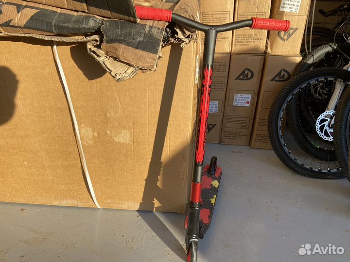 Трюковой самокат