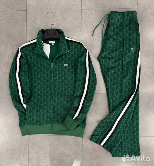 Спортивный костюм Lacoste