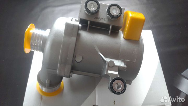 Насос водяной электрический на BMW