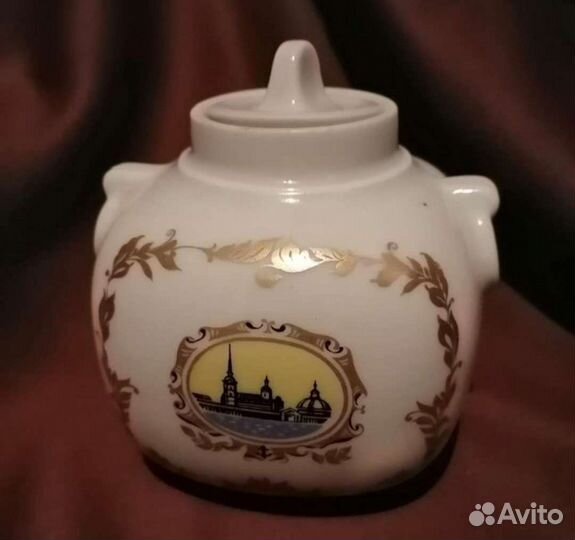 Чайница / сахарница 