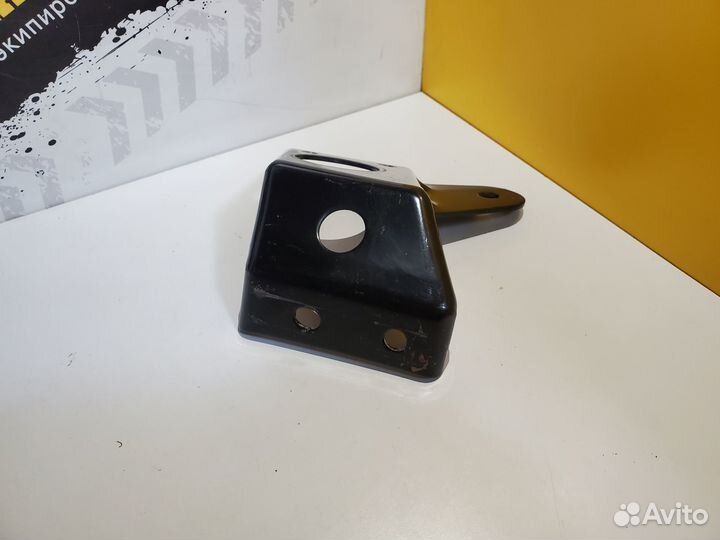 Кронштейн крепления подрамника Can-Am Brp G1