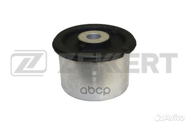 С/блок задний пер. ниж. рычага Audi Q7 06- Por