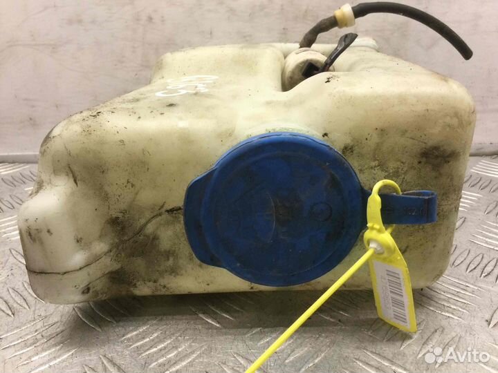 Бачок омывателя Volkswagen Caddy Aef