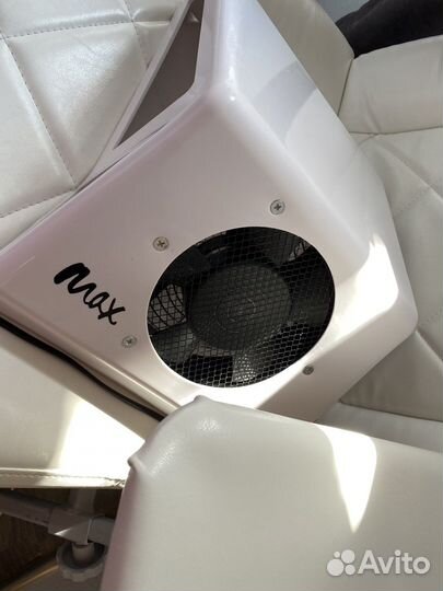 Вытяжка маникюрная пылесос