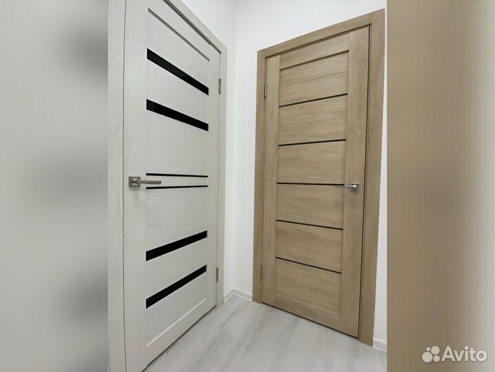 Двери межкомнатные с частичным остеклением