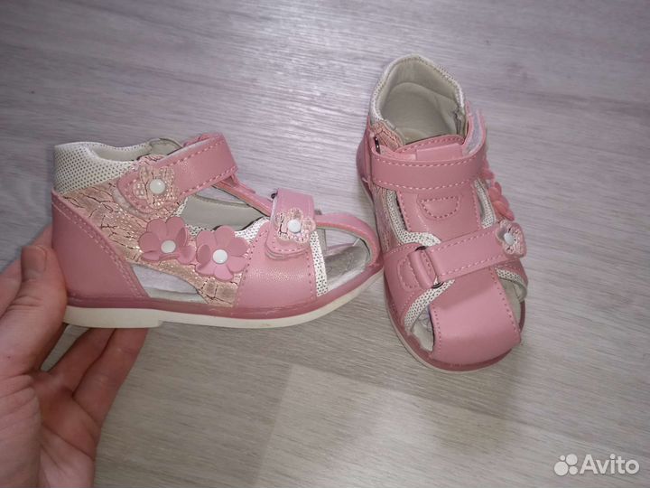 Сандалии, туфли для девочки, 20 размер