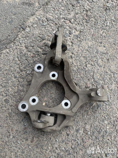 Поворотный кулак opel astra j gtc 1,4t