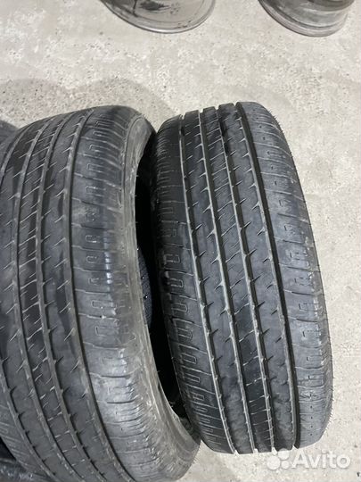 Armstrong Blu-Trac PC 205/55 R16