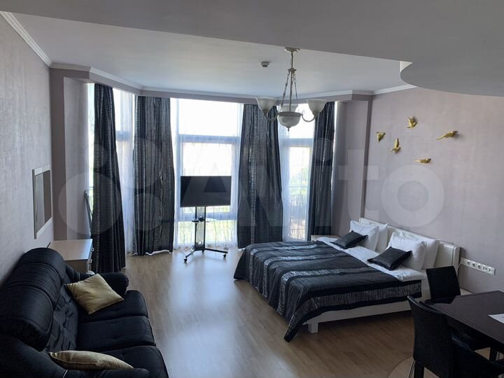 Апартаменты-студия, 42 м², 5/10 эт.