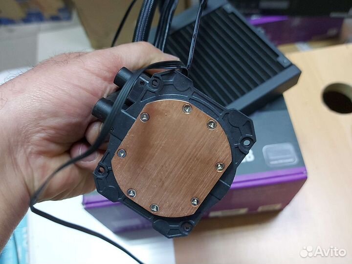 Водяное охл. Cooler Master ml120l v2 rgb не крутит