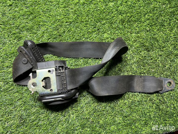 Ремень безопасности Renault Sandero