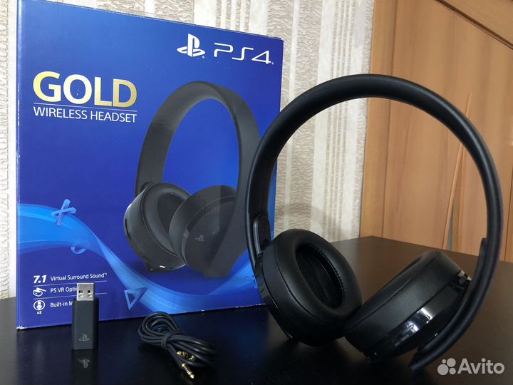 Беспроводные наушники PS4 gold