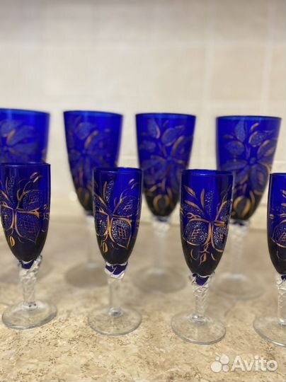 Бокалы,вазочки,гутное стекло,подстаканник
