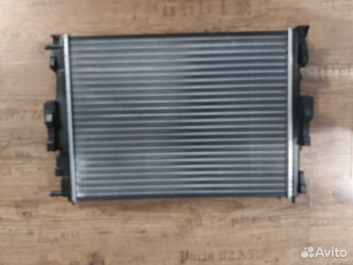 Рено Меган 2 Сценик 2 радиатор охлаждения новый