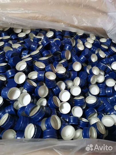 Алюминиевый колпачок для бутылки с винтовым горлом