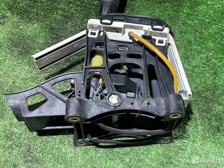 Кулиса АКПП Escape Tribute