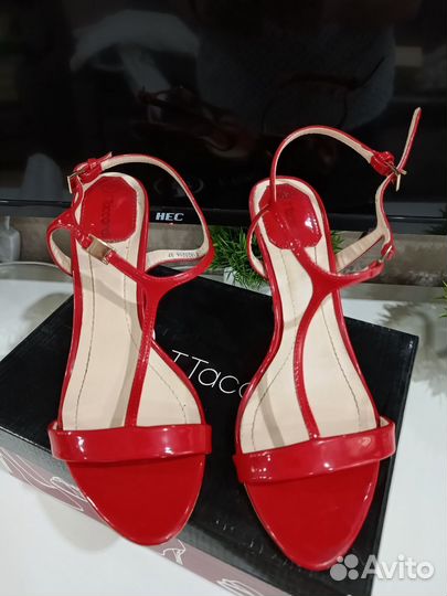 Босоножки женские 37 размер