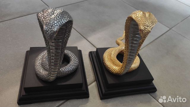 Статуэтка змея металл