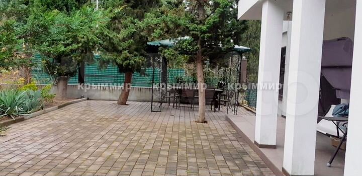 Дом 311 м² на участке 7 сот.