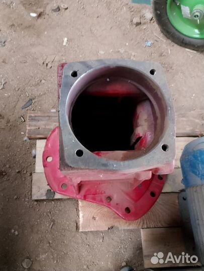 Рукав полуоси 50-2407018 заднего моста (мтз)