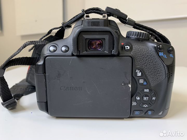 Фотоаппарат canon eos 650d объектив 50мм 1:1.8