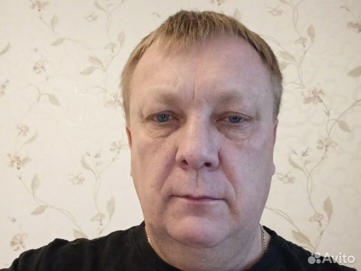 Работа в уголовным розыске с 1995 год. Закончил ж
