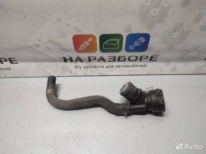 Патрубок системы охлаждения Land Rover Range Rover