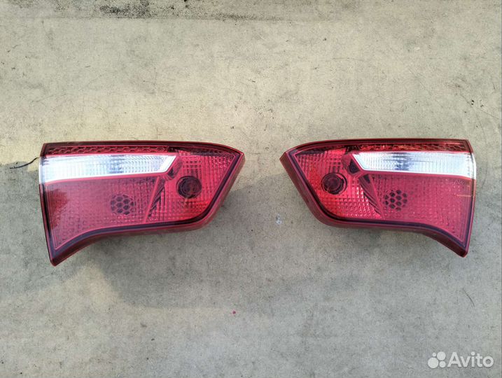 Задние внутренние фонари Kia Rio 3