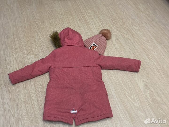 Зимняя куртка для девочки 116-122