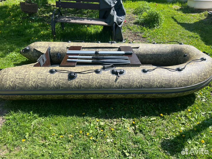 Надувная лодка пвх б/у под мотор