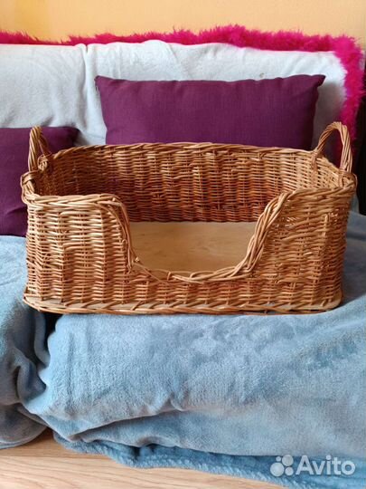 Плетеная лежанка