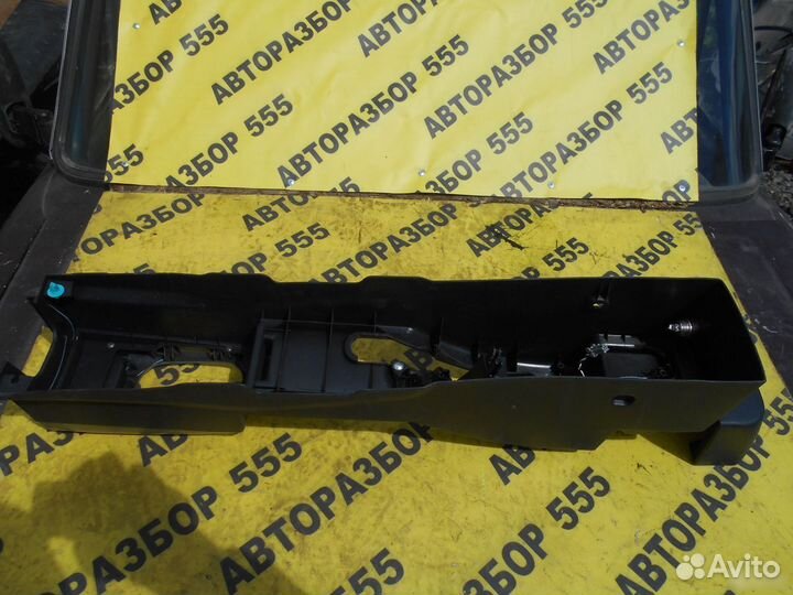 Консоль для Nissan Note (E11) 2006-2013