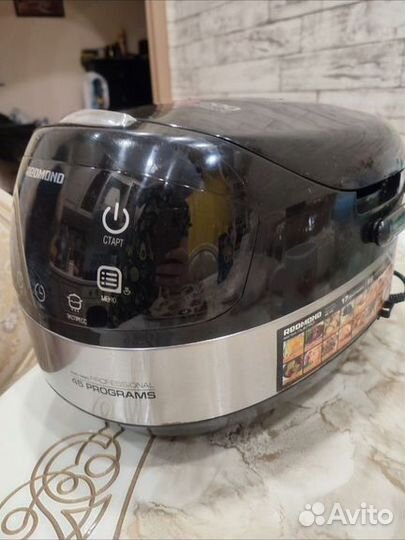 Мультиварка Redmond RMC-M90