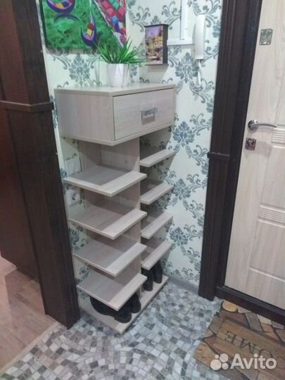 Продам обувницу