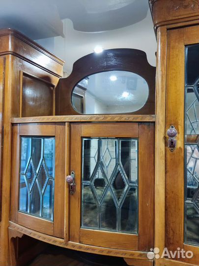 Старинный буфет