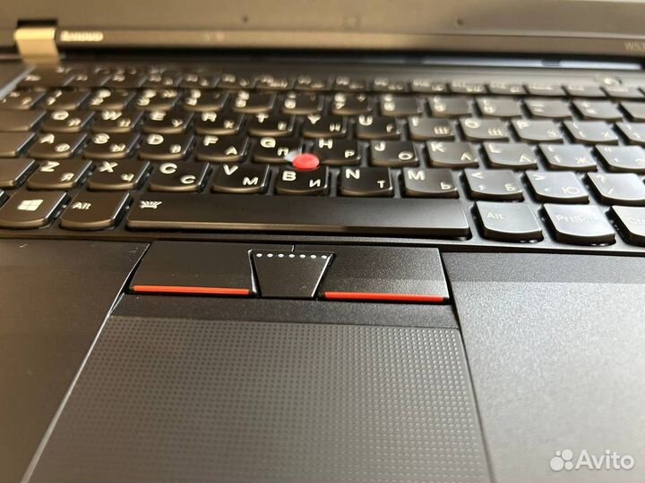 Lenovo Thinkpad W530, докстанция и кейс Samsonite