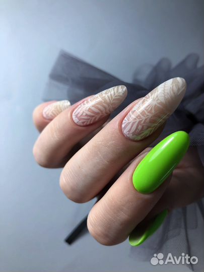 Маникюр/педикюр