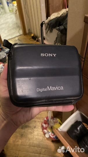 Фотоаппарат Sony digital Mavica MVC FD 71