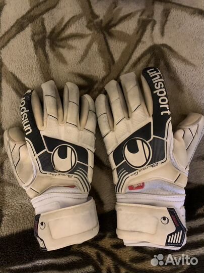 Футбольные щитки/бутсы/перчатки цены в описании