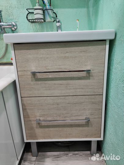Раковина в ванную с тумбой бу
