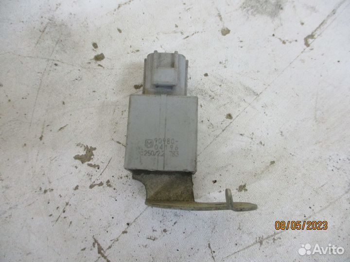 Датчик (конденсатор) Тойота Королла 150