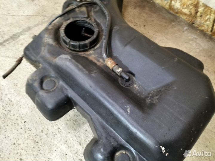 Бак топливный Volkswagen Passat B5 1.8T 1998