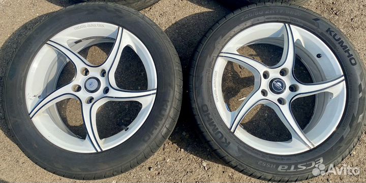 Колеса лето Skoda Octavia 5x112 225/50 R17