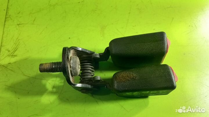 Ответная часть ремней безопасности для Ford Focus