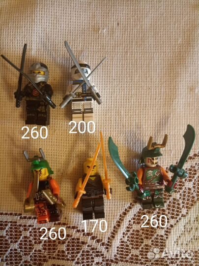 Лего фигурки