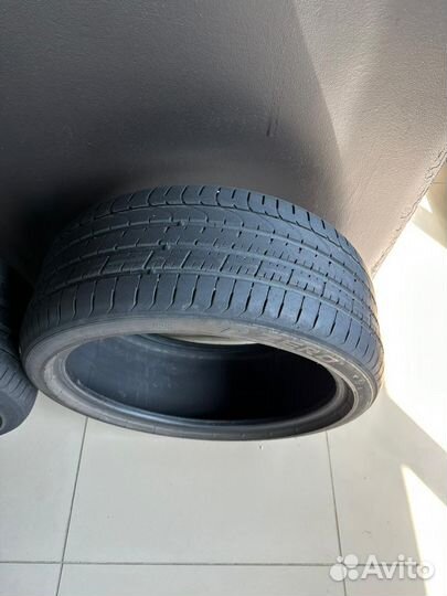 Pirelli P Zero 255/35 R19 и 285/30 R19