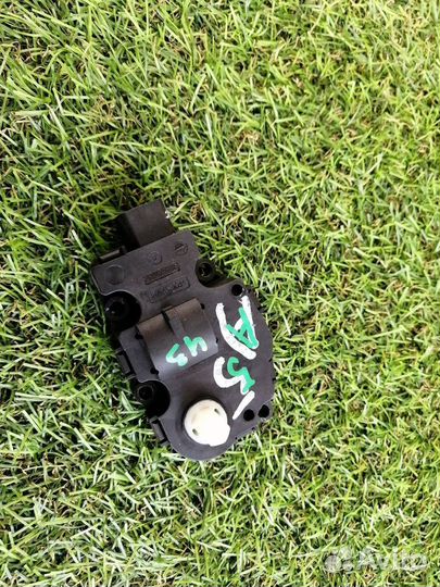 Сервопривод заслонок печки Audi A5