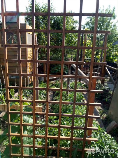 Шпалера деревянная