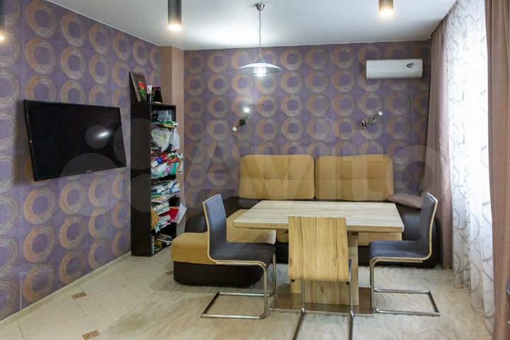 3-к. квартира, 74 м², 1/19 эт.